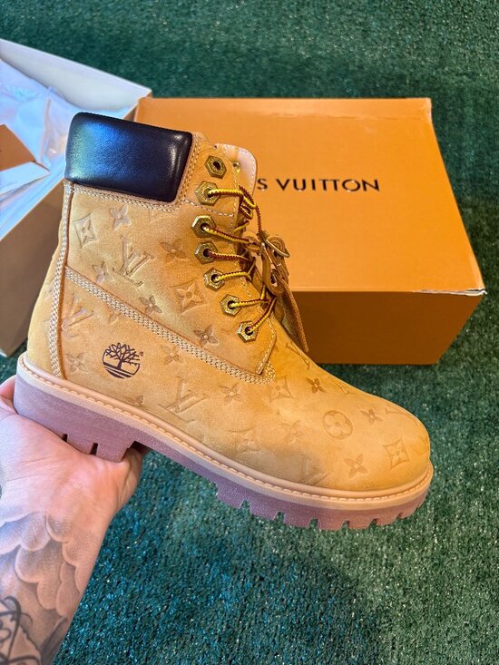 Other - Louis Vuitton Monogram Timberlands